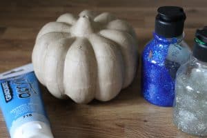 paint a teal pumpkin